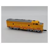 Union Pacific engine 1400 model train by Union Pacific engine 1400 model train by