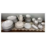 Beautiful Vintage Royalton China Set EG 3301 69pcs Beautiful Vintage Royalton China Set EG 3301 69pcs