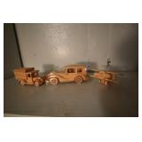 3 PIECES - AIRPLANE, 2 TRUCKS