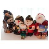 5 PLUSH SANTAS 5 PLUSH SANTAS
