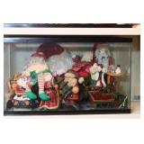 AQUARIUM OF SANTAS AQUARIUM OF SANTAS
