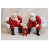 2 SANTAS PLAYING CHECKERS 2 SANTAS PLAYING CHECKERS