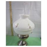 Gorgeous Antique Oil Lamp - Pick up only Gorgeous Antique Oil Lamp - Pick up only