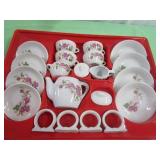 21 Piece China Set 21 Piece China Set