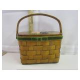 Retro Basket Purse