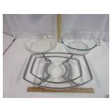 Kitchenware - Pyrex Pie Plates & Casserole Dish