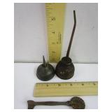 2 Vintage oil cans & old rotary cutter