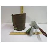 Early Green Handle Sifter & Utensils