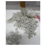 SNOWFLAKE GARLAND