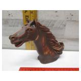HORSE HEAD PIPE HOLDER