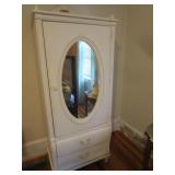 YOUNG AMERICA MIRRORED CHEST OF DRAWERS & SHELVES