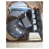 MUFFING & CAKE PANS