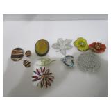 VINTAGE BROOCHES & SLIDES