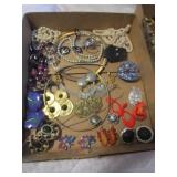 JEWELRY LOT