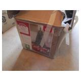 PRE-LIT 4FOOT CHRISTMAS TREE