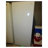 FRIGIDAIRE UPRIGHT FREEZER