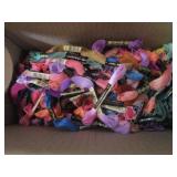 BOX FULL OF ALL COLOR THREAD