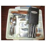 KNIVES, UTENSILS, & BASKET