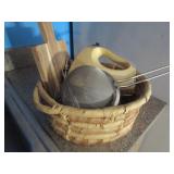 KITCHEN BASKET LOT MIXER, CUTTING BOARD, & SIFTER