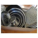 STAINLESS STEEL MIXING BOWL, SIFTER, & MORE