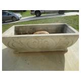 CONCRETE PLANTER