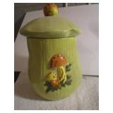VINTAGE MUSHROOM COOKIE JAR