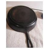 USA CAST IRON PAN WITH HEAT RING