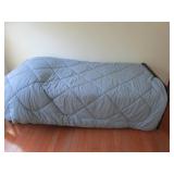 TWIN TRUNDLE BED WITH FREE CONTENTS