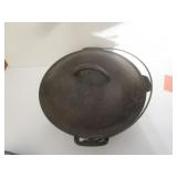 CAST IRON DUTCH OVEN