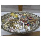 VANITY MIRROR WITH JEWELRY