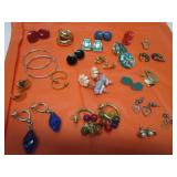 VINTAGE EARRINGS