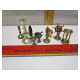 LOT OF MINIATURE BRASS ITEMS