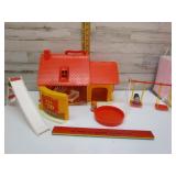 VINNIE THE POOH WEEBLE WOBBLE HOUSE