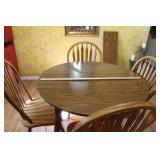 ROUND TABLE WITH LEAF & 4 CHAIRS