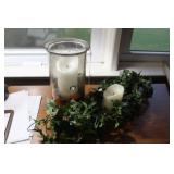GLASS CANDLE HOLDER WITH DECOR