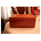 MINIATURE LANE CEDAR CHEST - NO KEY