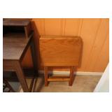 2 TV TRAYS