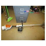 STIHL BATTERY OPERATED WEEDEATER - WORKS GREAT