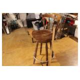 BARSTOOL