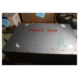 VINTAGE FIRST AID KIT