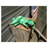 OUTDOOR FROG DECOR