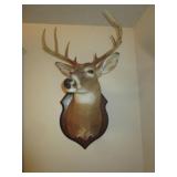 MOUNTED DEER HEAD