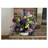 SPRING FLORAL ARRANGEMENT