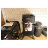 SMOKE HOLLOW WOOD SMOKER