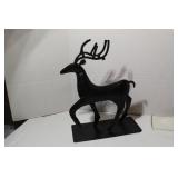 METAL REINDEER STATUE