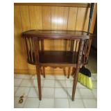 ANTIQUE SIDE TABLE