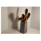 VINTAGE GRATER & WOODEN UTENSILS