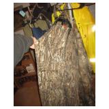 X LARGE BIBS