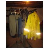 CLOTHES WITH RACK