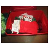 TOTE WITH CHRISTMAS DECOR